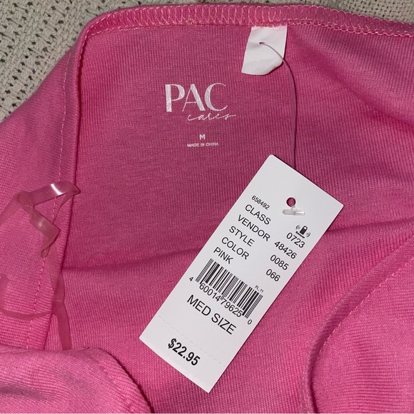 Pink halter top NWT - Picture 4 of 4